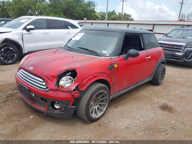 2007 MINI COOPER WMWMF33567TU63355 Photo 1