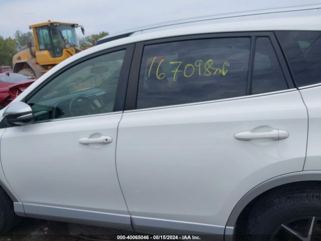 JTMJFREV4GD179240 Toyota RAV4 SE