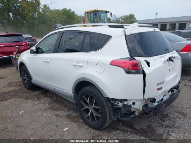 JTMJFREV4GD179240 Toyota RAV4 SE