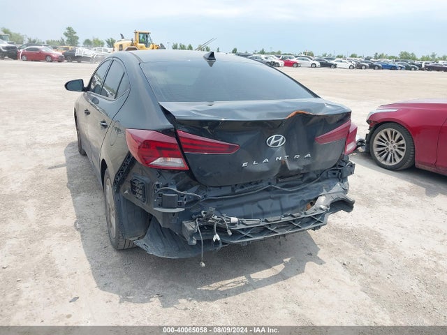 Hyundai Elantra Value Edition 2019 5NPD84LF1KH434256 Image 6