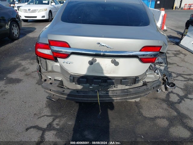 2013 JAGUAR XF SAJWA0ES8DPU06088 Photo 5