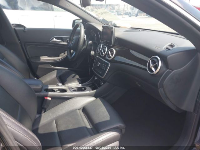 WDDSJ4GB1GN358120 Mercedes-Benz CLA 250 4MATIC