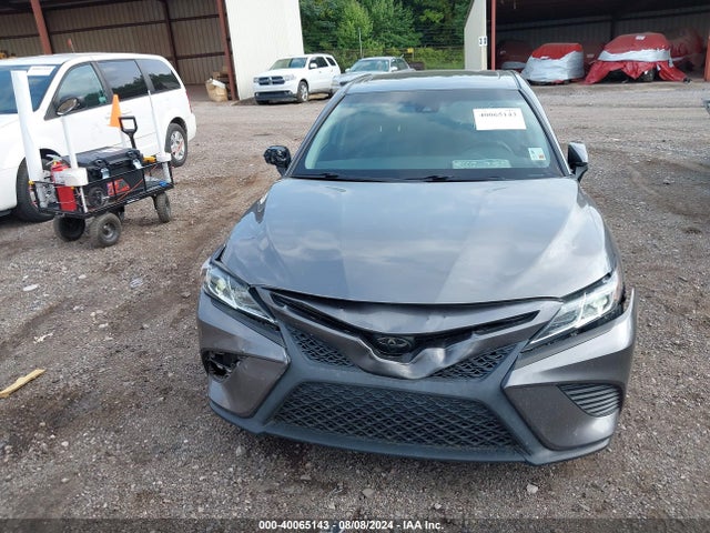 Toyota CAMRY SE 2018 4T1B11HK9JU056560 Image 12