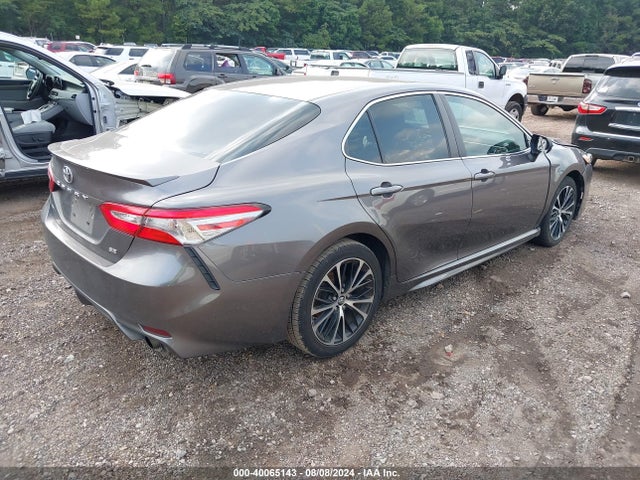 Toyota CAMRY SE 2018 4T1B11HK9JU056560 Image 4