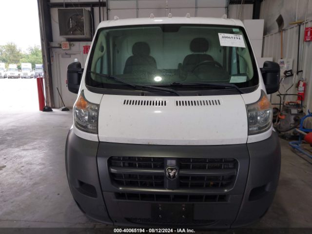 3C6TRVAGXJE154209 RAM Promaster 1500 Low Roof 136 Wb