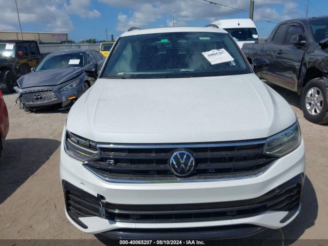 3VVCB7AX9NM069027 Volkswagen Tiguan 2.0t Se R-line Black