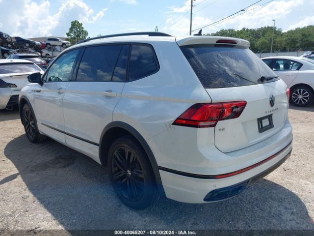 3VVCB7AX9NM069027 Volkswagen Tiguan 2.0t Se R-line Black