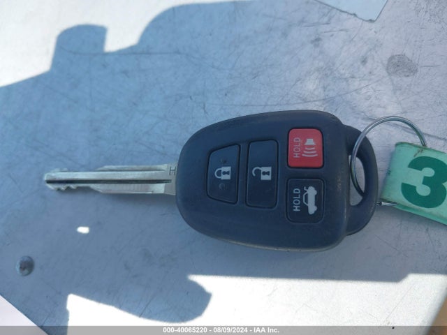 Toyota Corolla Le Plus 2016 2T1BURHE5GC506392 Image 11