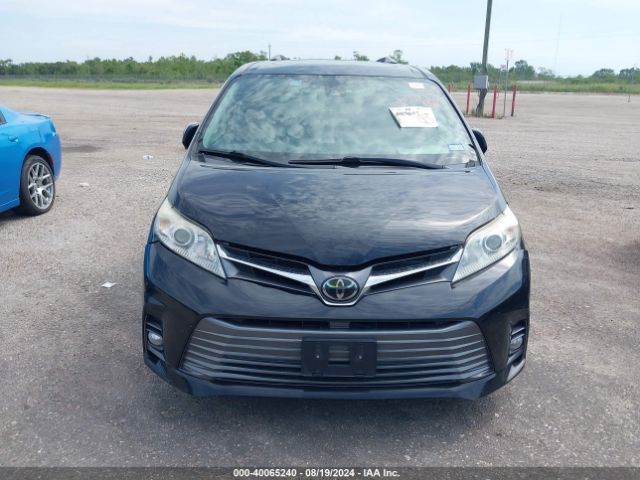 5TDYZ3DC6JS912855 Toyota Sienna Xle 8 Passenger