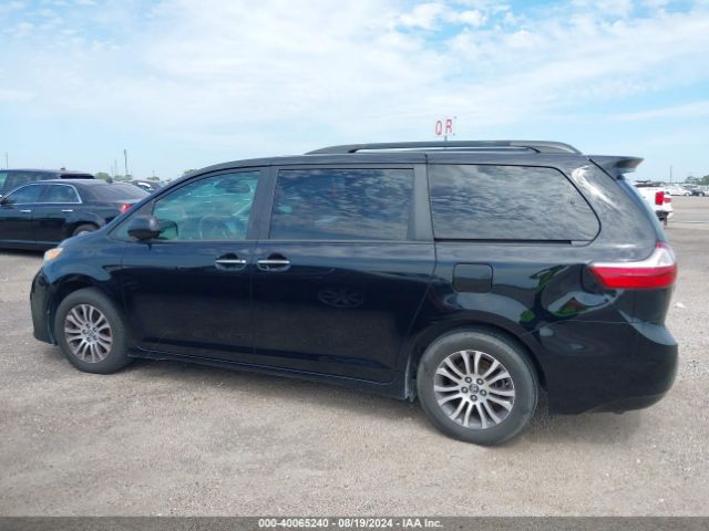 5TDYZ3DC6JS912855 Toyota Sienna Xle 8 Passenger