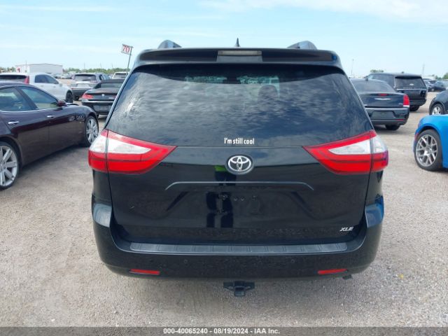 5TDYZ3DC6JS912855 Toyota Sienna Xle 8 Passenger