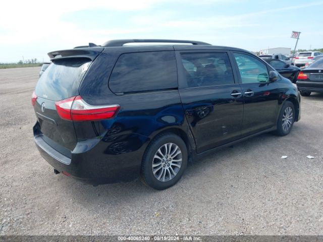 5TDYZ3DC6JS912855 Toyota Sienna Xle 8 Passenger