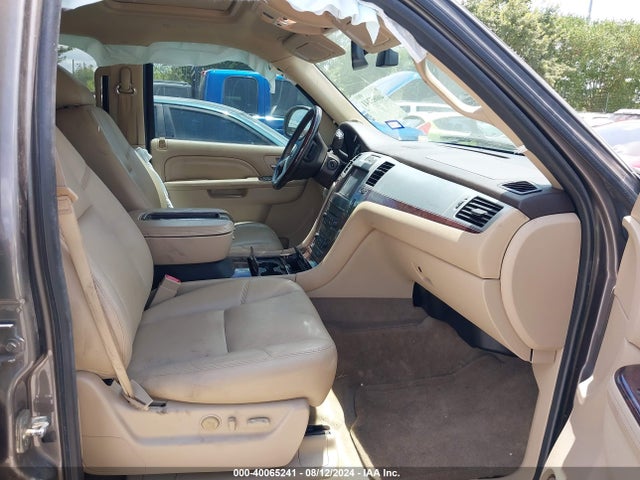 2013 CADILLAC ESCALADE 1GYS3BEF3DR177467 Photo 4