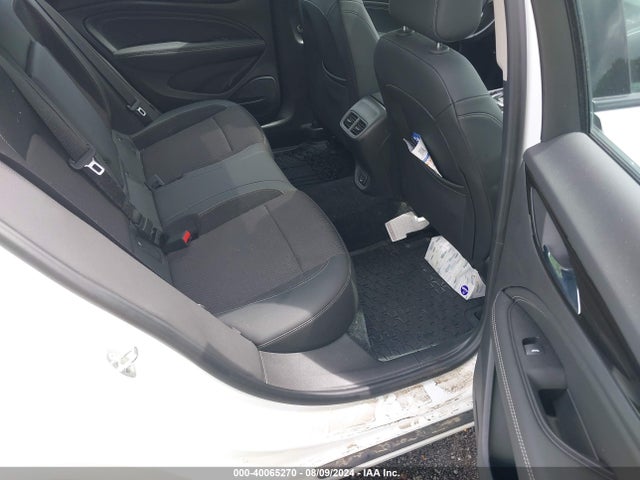 Продаж на аукціоні авто 2018 Buick Regal Sportback Preferred Ii, vin: W04GM6SX1J1109220, номер лоту: 40065270