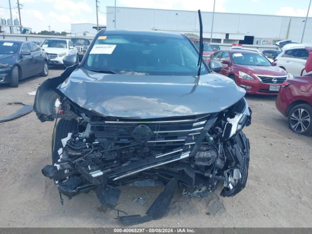 5N1BT3BA8RC715879 Nissan Rogue Sv Fwd