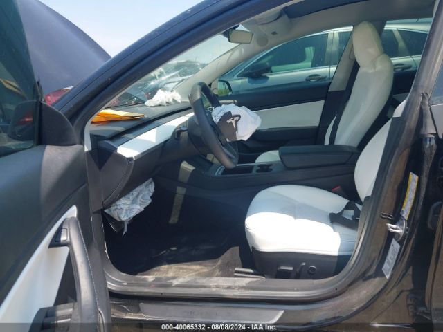 5YJ3E1EA3MF915695 Tesla Model 3 Standard Range Plus Rear-wheel Drive
