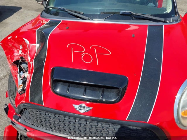 2011 MINI COOPER S CLUBMAN WMWZG3C50BTY30083 Photo 9