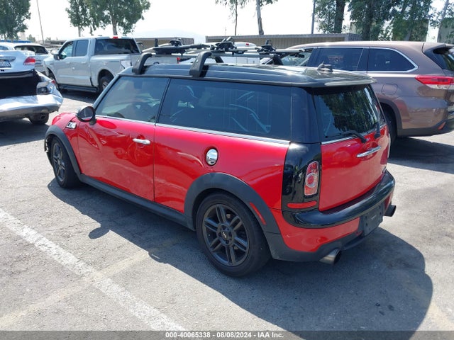 2011 MINI COOPER S CLUBMAN WMWZG3C50BTY30083 Photo 2