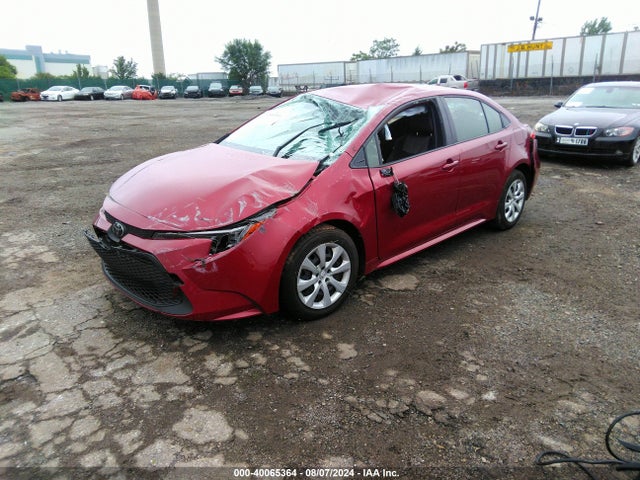 Toyota COROLLA LE 2022 JTDEPMAE9NJ229183 Image 2