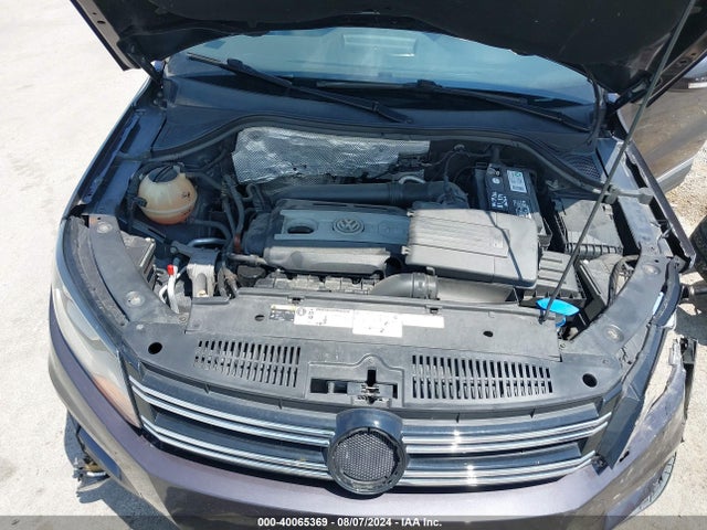 WVGAV7AX2GW577691 Volkswagen Tiguan Sel