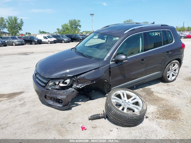 WVGAV7AX2GW577691 Volkswagen Tiguan Sel