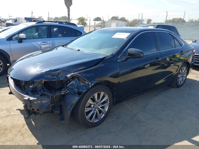 Toyota CAMRY XLE 2017 4T1BF1FK4HU348437 Image 2