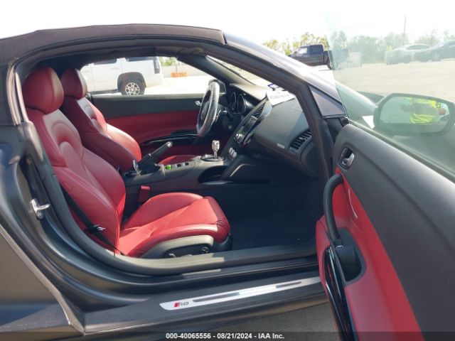 WUASNAFG8EN000572 Audi R8 5.2