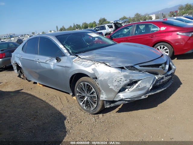 2019 4T1B11HK2KU854660 main image