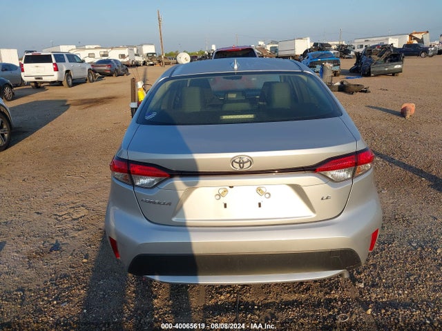 Toyota COROLLA LE 2022 JTDEPMAE1N3026826 Image 16