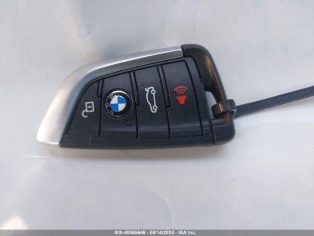 2019 BMW X3 5UXTR9C53KLR07341 Photo 10