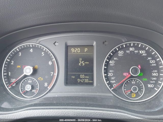 1VWAT7A37FC029299 Volkswagen Passat 1.8t Wolfsburg Edition