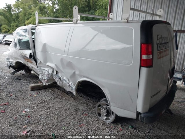1GCZGGFG8K1332815 Chevrolet Express 3500 Work Van