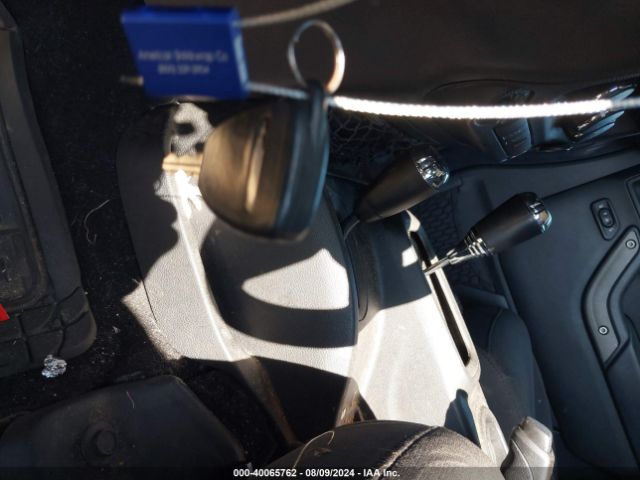 1C4BJWDG5HL506479 Jeep Wrangler Unlimited Sport 4x4