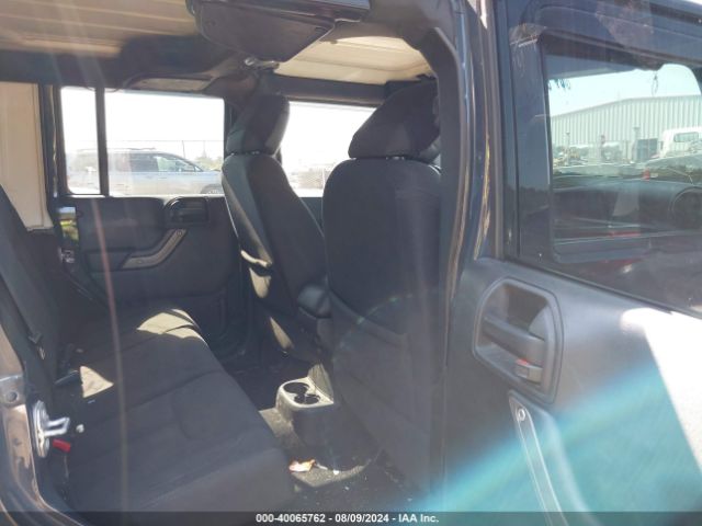 1C4BJWDG5HL506479 Jeep Wrangler Unlimited Sport 4x4