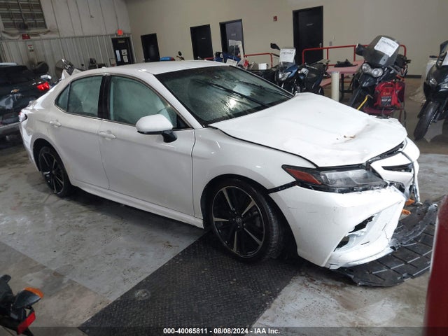 Toyota CAMRY SE 2021 4T1G11AK1MU454494 Image 1