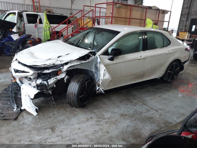Toyota CAMRY SE 2021 4T1G11AK1MU454494 Image 2