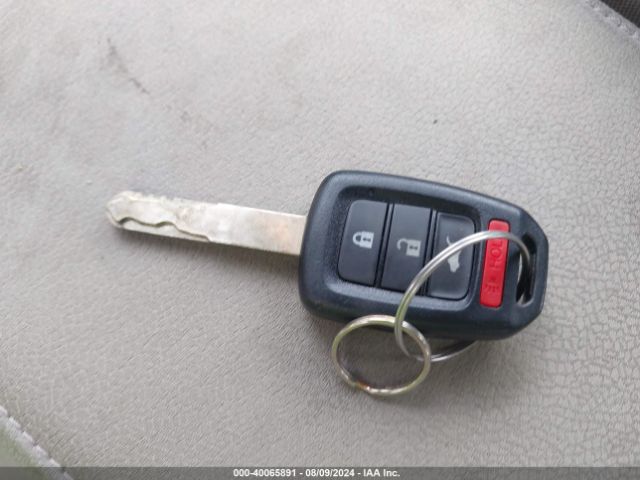 2HKRW6H33KH208001 Honda CR-V LX