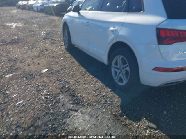 WA1ANAFY1J2005538 Audi Q5 2.0t Premium/2.0t Tech Premium