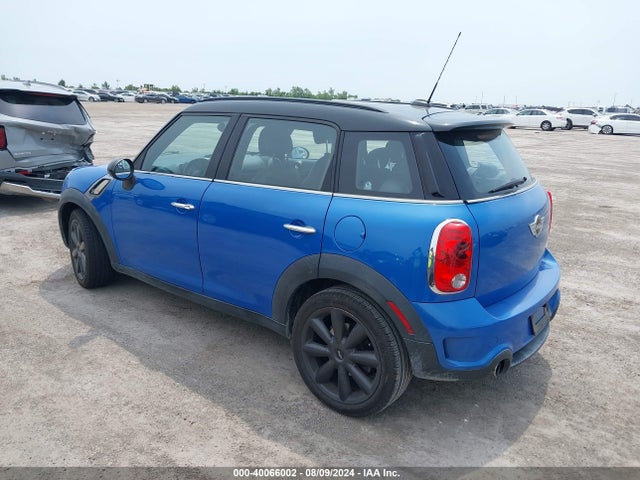 2012 MINI COOPER S COUNTRYMAN WMWZC3C52CWL86412 Photo 2