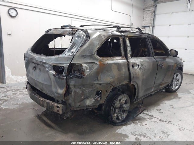 5TDDKRFH7GS255121 Toyota Highlander Limited V6