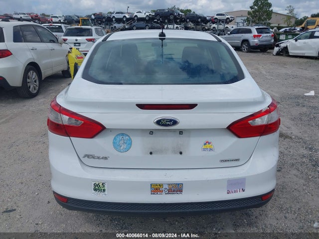Ford FOCUS S 2014 1FADP3E26EL316202 Image 16