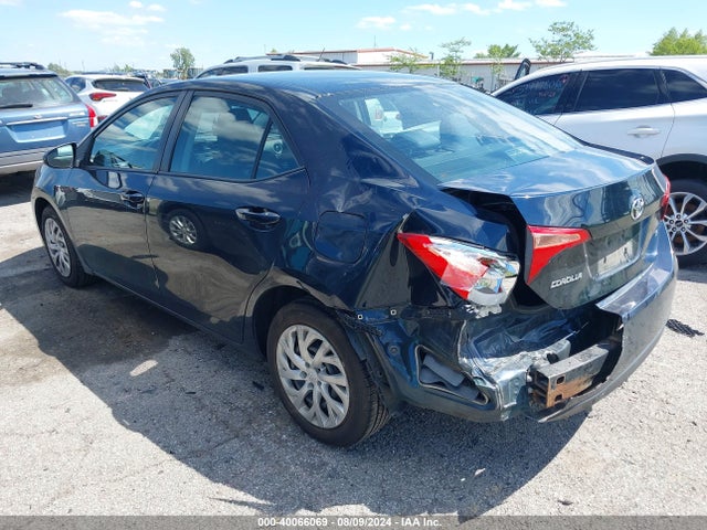 Toyota COROLLA LE 2017 2T1BURHEXHC957996 Image 3