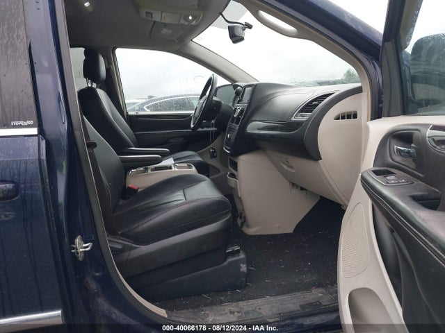 2C4RC1BG4ER124364 Chrysler Town & Country Touring