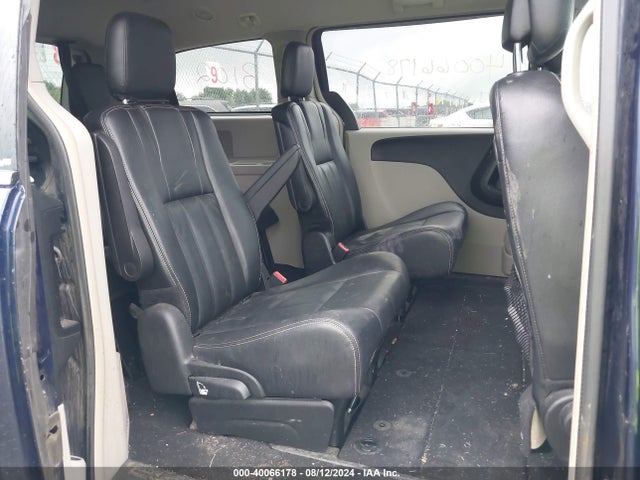 2C4RC1BG4ER124364 Chrysler Town & Country Touring