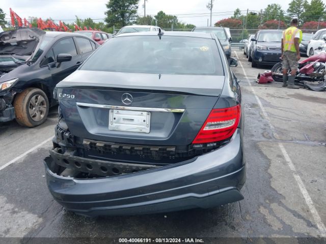 WDDGF4HB7EA954035 Mercedes-Benz C 250 Luxury/sport