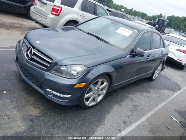 WDDGF4HB7EA954035 Mercedes-Benz C 250 Luxury/sport