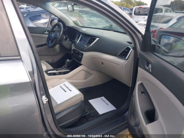 KM8J33A29GU249098 Hyundai Tucson Sport