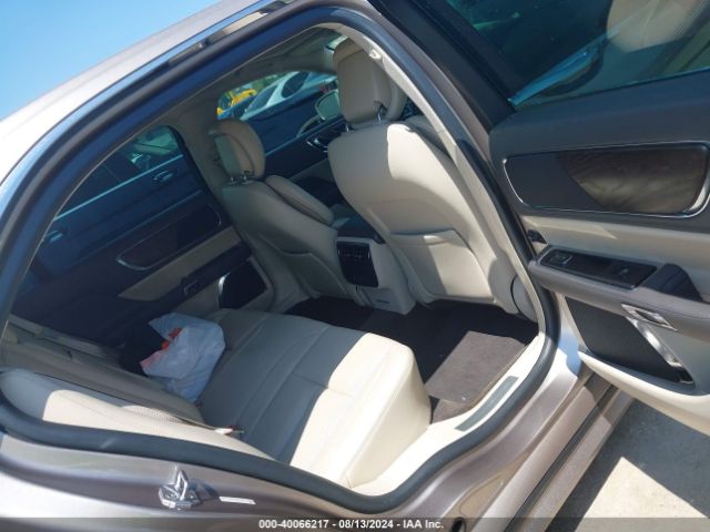 1LN6L9SKXJ5601985 Lincoln Continental Select