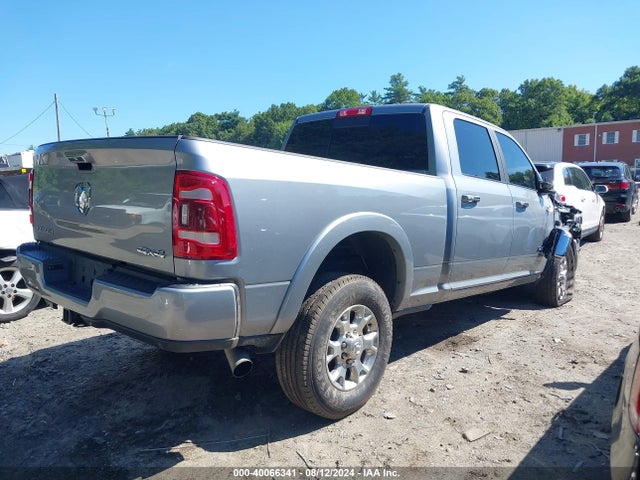 3C6UR5FL1NG367070 RAM 2500 Laramie  4x4 6'4 Box