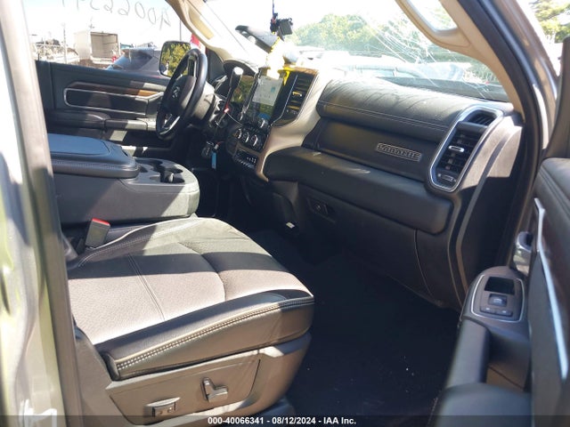3C6UR5FL1NG367070 RAM 2500 Laramie  4x4 6'4 Box